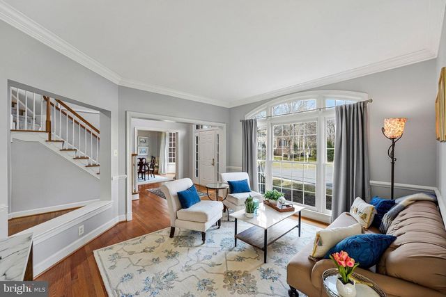 3303 LAUREN OAKS CT, Oak Hill, VA 20171