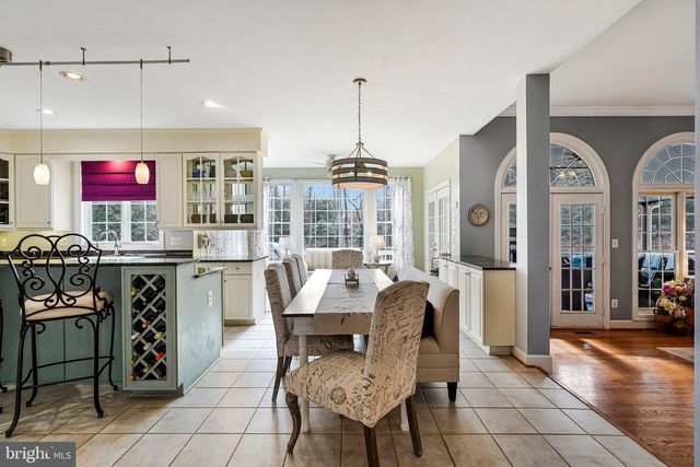 3303 LAUREN OAKS CT, Oak Hill, VA 20171