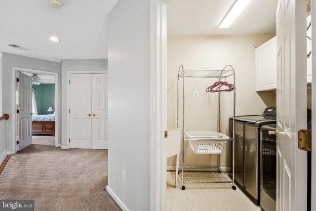 3303 LAUREN OAKS CT, Oak Hill, VA 20171