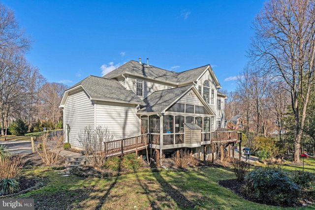 3303 LAUREN OAKS CT, Oak Hill, VA 20171