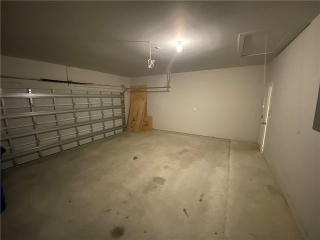 109 Highwood Dr, Rockport, TX 78382