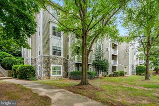 1712 LAKE SHORE CREST DR #14, Reston, VA 20190