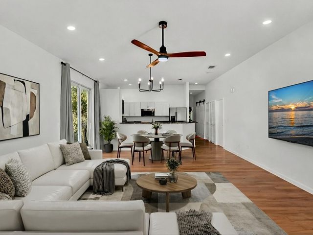 2807 Frederick Boulevard, Delray Beach, FL 33483