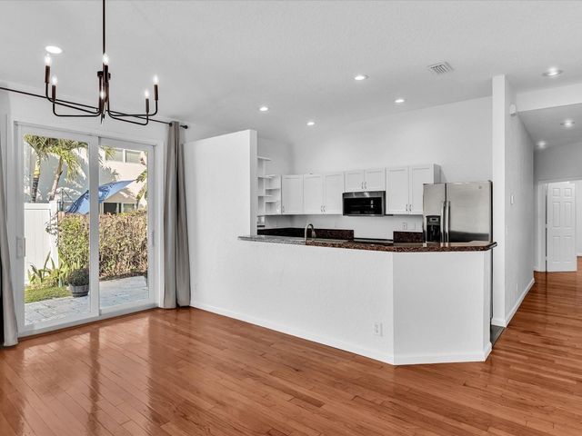 2807 Frederick Boulevard, Delray Beach, FL 33483