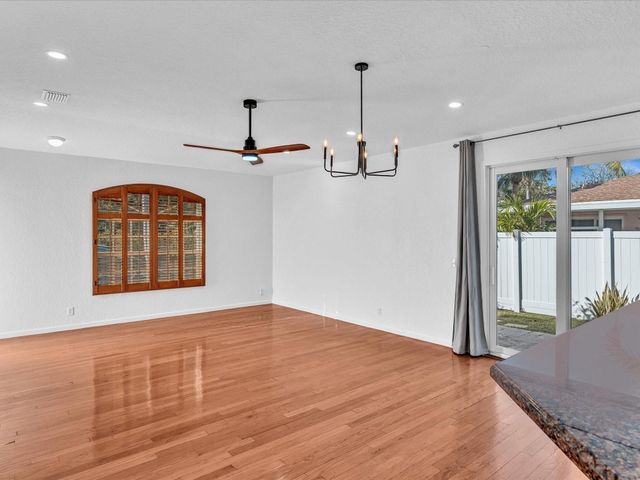 2807 Frederick Boulevard, Delray Beach, FL 33483