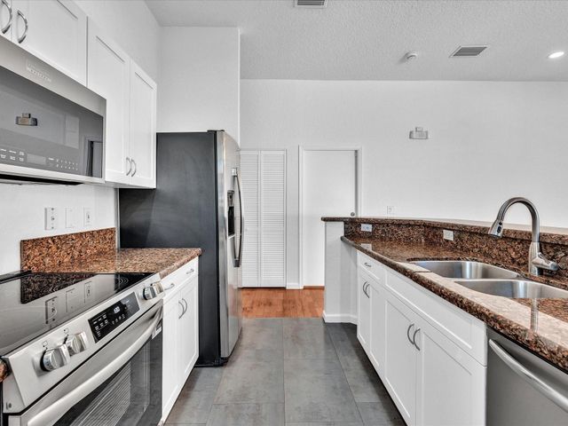 2807 Frederick Boulevard, Delray Beach, FL 33483