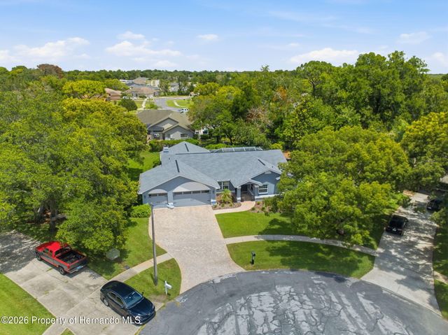 322 Hollow Oak Court, Spring Hill, FL 34609