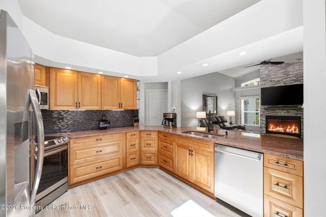 322 Hollow Oak Court, Spring Hill, FL 34609