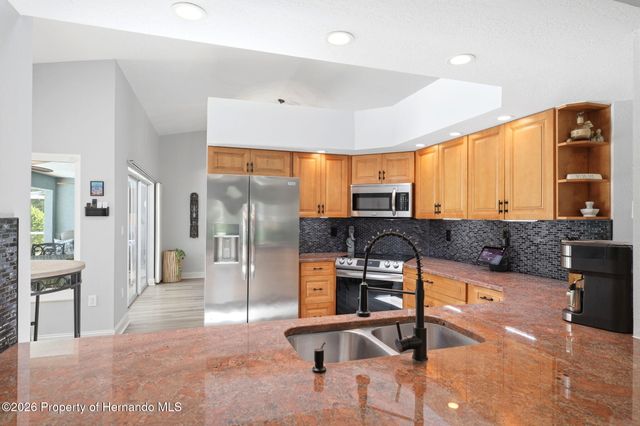 322 Hollow Oak Court, Spring Hill, FL 34609