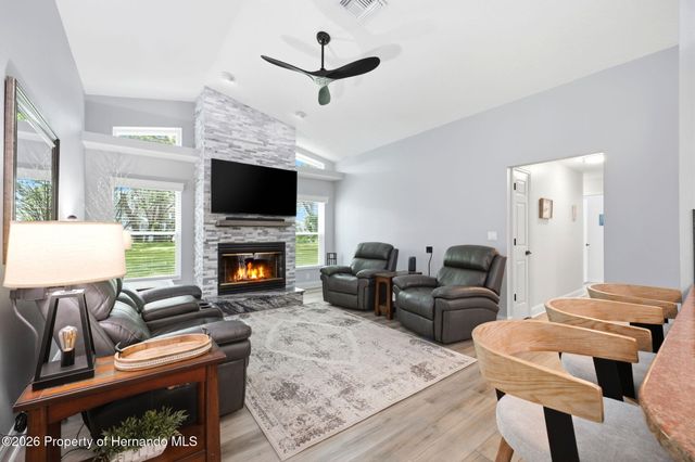 322 Hollow Oak Court, Spring Hill, FL 34609