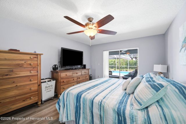 322 Hollow Oak Court, Spring Hill, FL 34609