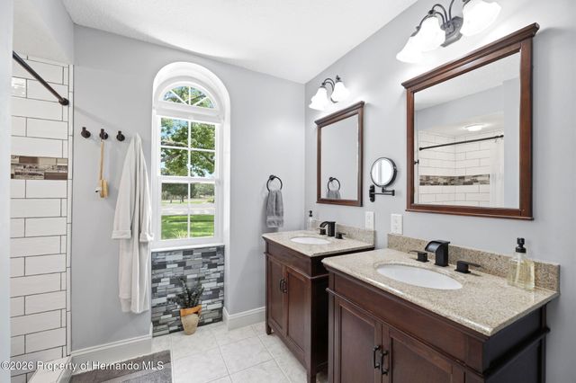 322 Hollow Oak Court, Spring Hill, FL 34609