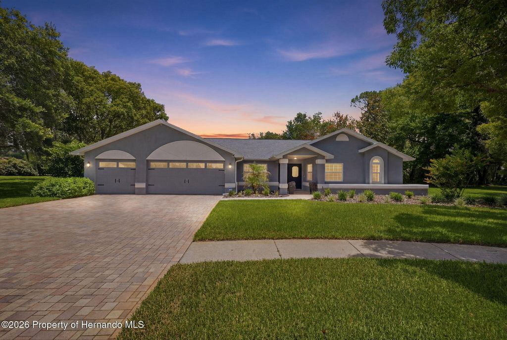 322 Hollow Oak Court, Spring Hill, FL 34609