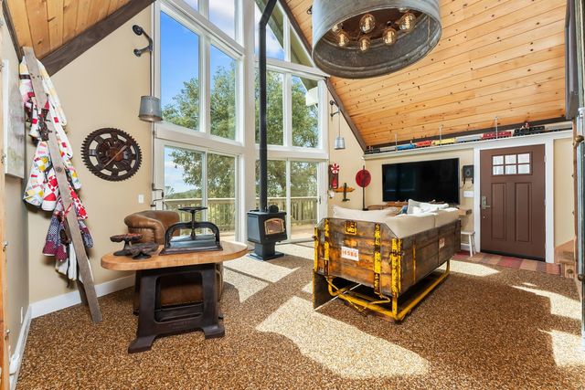 12865 Mierkey Rd, Pine Grove, CA 95665