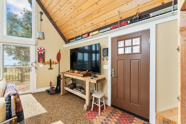 12865 Mierkey Rd, Pine Grove, CA 95665