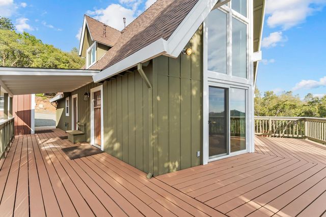 12865 Mierkey Rd, Pine Grove, CA 95665