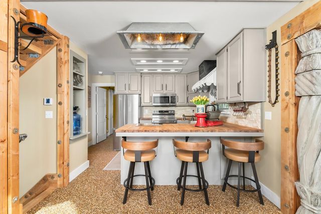 12865 Mierkey Rd, Pine Grove, CA 95665