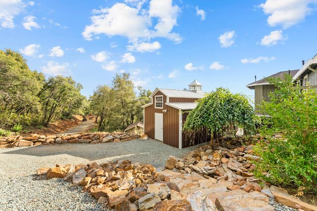 12865 Mierkey Rd, Pine Grove, CA 95665