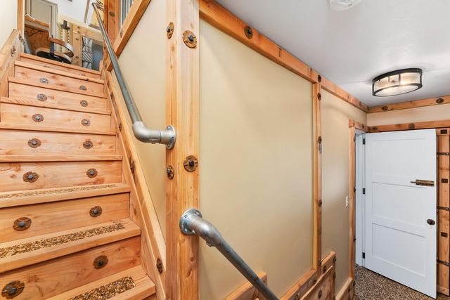 12865 Mierkey Rd, Pine Grove, CA 95665