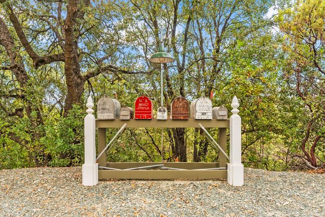 12865 Mierkey Rd, Pine Grove, CA 95665