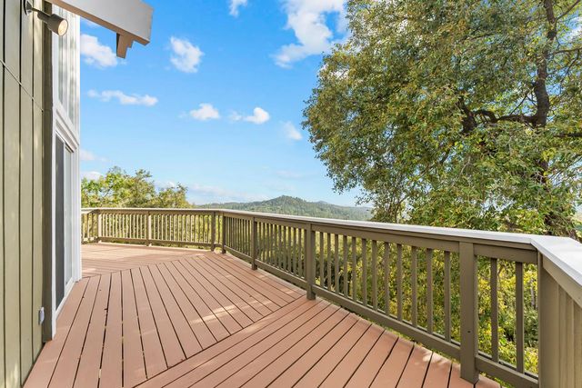 12865 Mierkey Rd, Pine Grove, CA 95665