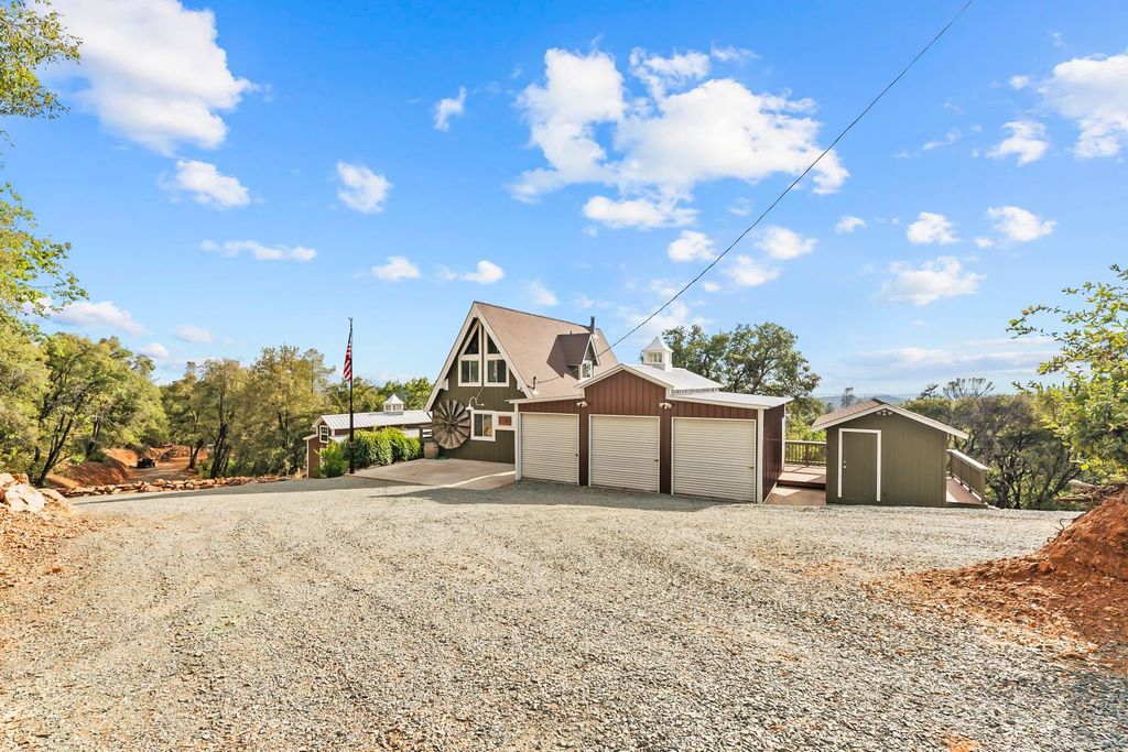 12865 Mierkey Rd, Pine Grove, CA 95665