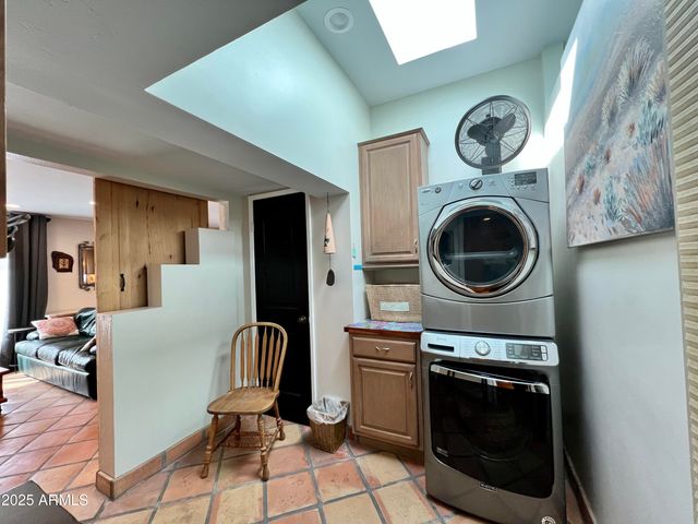 37801 N CAVE CREEK Road 23, Cave Creek, AZ 85331