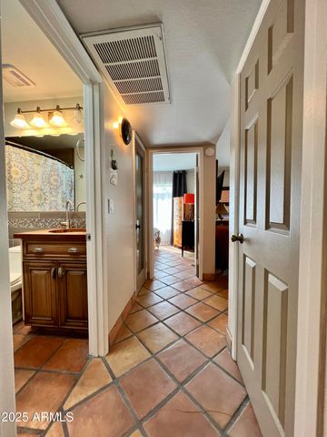 37801 N CAVE CREEK Road 23, Cave Creek, AZ 85331