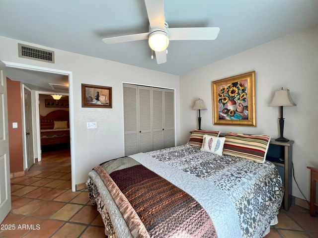 37801 N CAVE CREEK Road 23, Cave Creek, AZ 85331