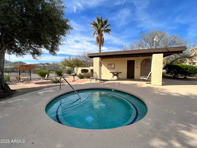37801 N CAVE CREEK Road 23, Cave Creek, AZ 85331