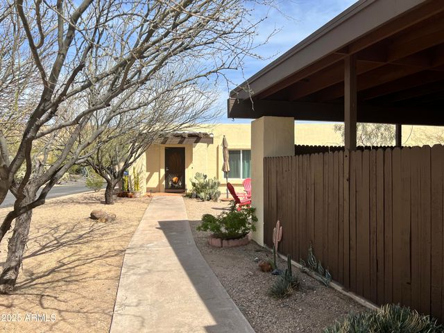 37801 N CAVE CREEK Road 23, Cave Creek, AZ 85331