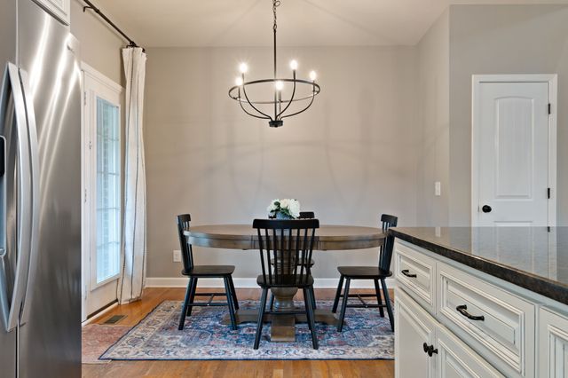 6013 Sanmar Dr, Spring Hill, TN 37174