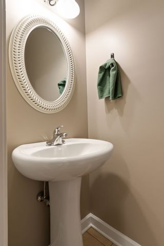 6013 Sanmar Dr, Spring Hill, TN 37174