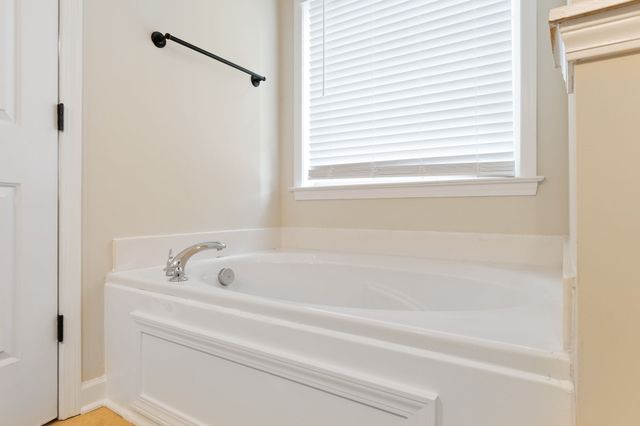 6013 Sanmar Dr, Spring Hill, TN 37174