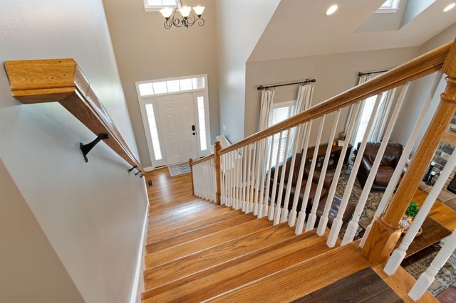 6013 Sanmar Dr, Spring Hill, TN 37174