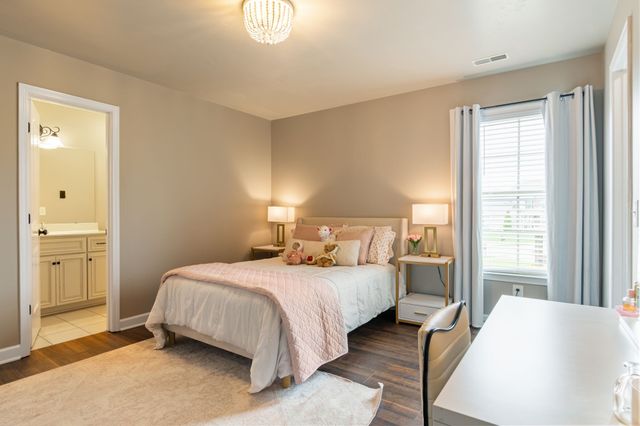 6013 Sanmar Dr, Spring Hill, TN 37174