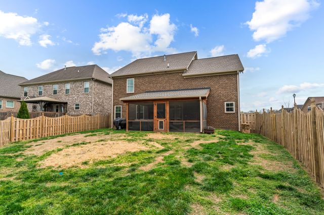 6013 Sanmar Dr, Spring Hill, TN 37174