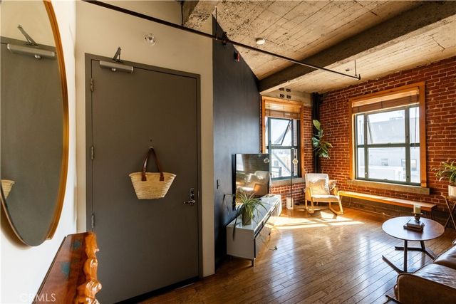 100 W 5th 6C, Long Beach, CA 90802