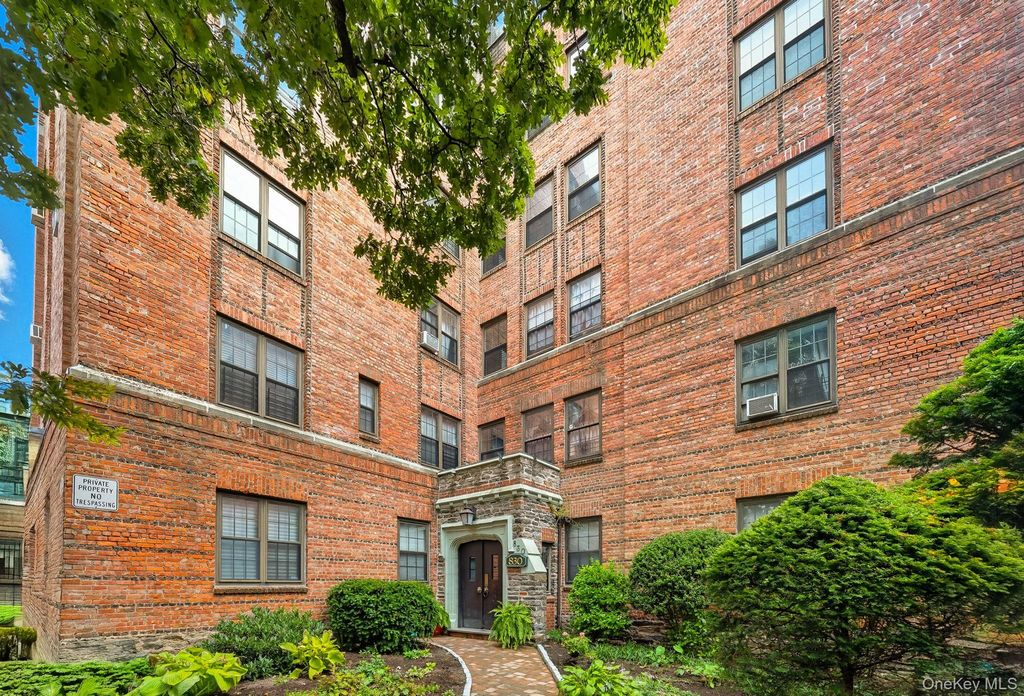 830 Bronx River Road 5A, Bronxville, NY 10708