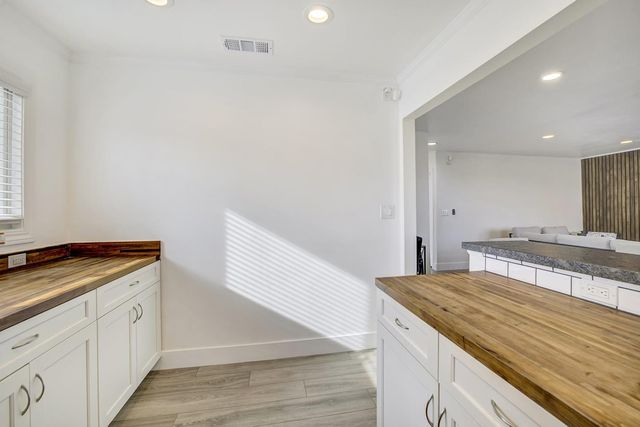 192 Aviador, Millbrae, CA 94030