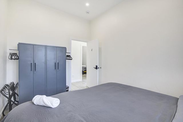 192 Aviador, Millbrae, CA 94030