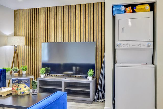 192 Aviador, Millbrae, CA 94030