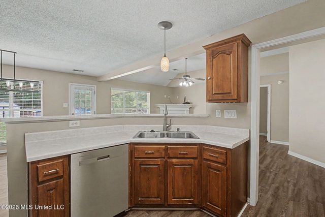 7673 Delta Lakes Boulevard, Walls, MS 38680