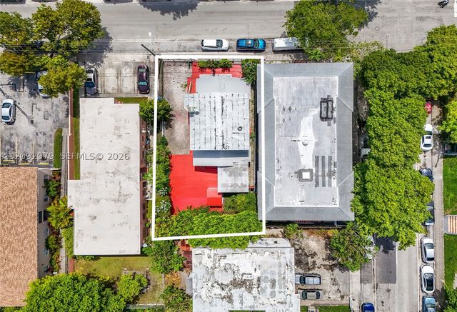 569 SW 5th St, Miami, FL 33130
