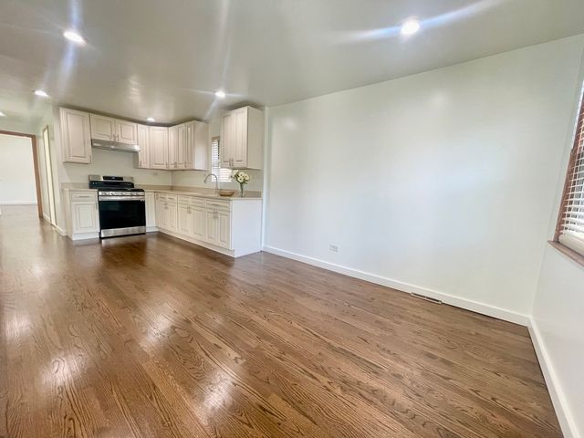 847 W 50th Street, Chicago, IL 60609