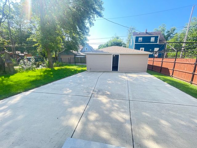 847 W 50th Street, Chicago, IL 60609