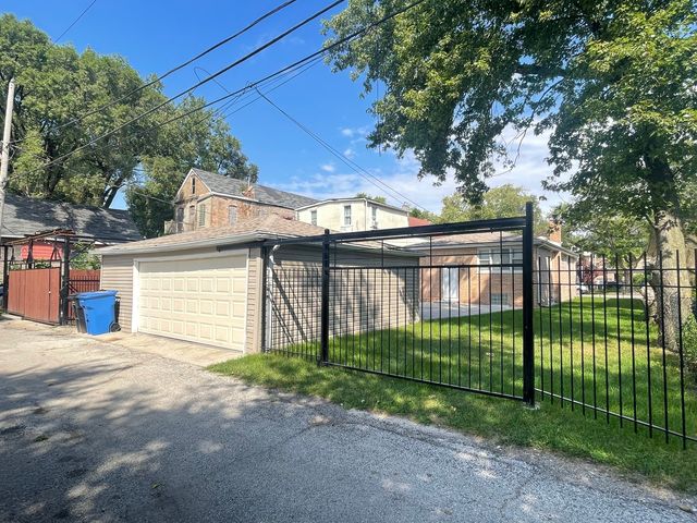 847 W 50th Street, Chicago, IL 60609