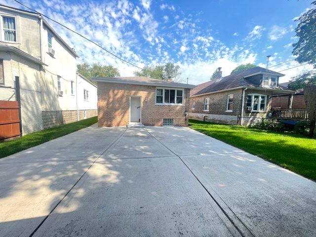 847 W 50th Street, Chicago, IL 60609