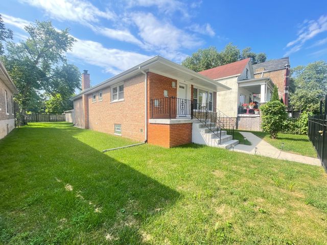 847 W 50th Street, Chicago, IL 60609