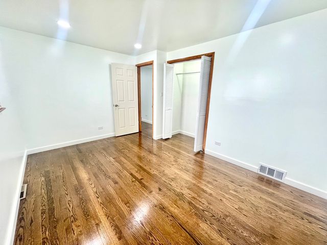847 W 50th Street, Chicago, IL 60609